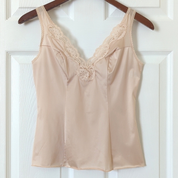 Vassarette 80's Vintage Classic Dainty Lace Trim V-neck Cropped Tank Top Tan XS - Picture 1 of 10